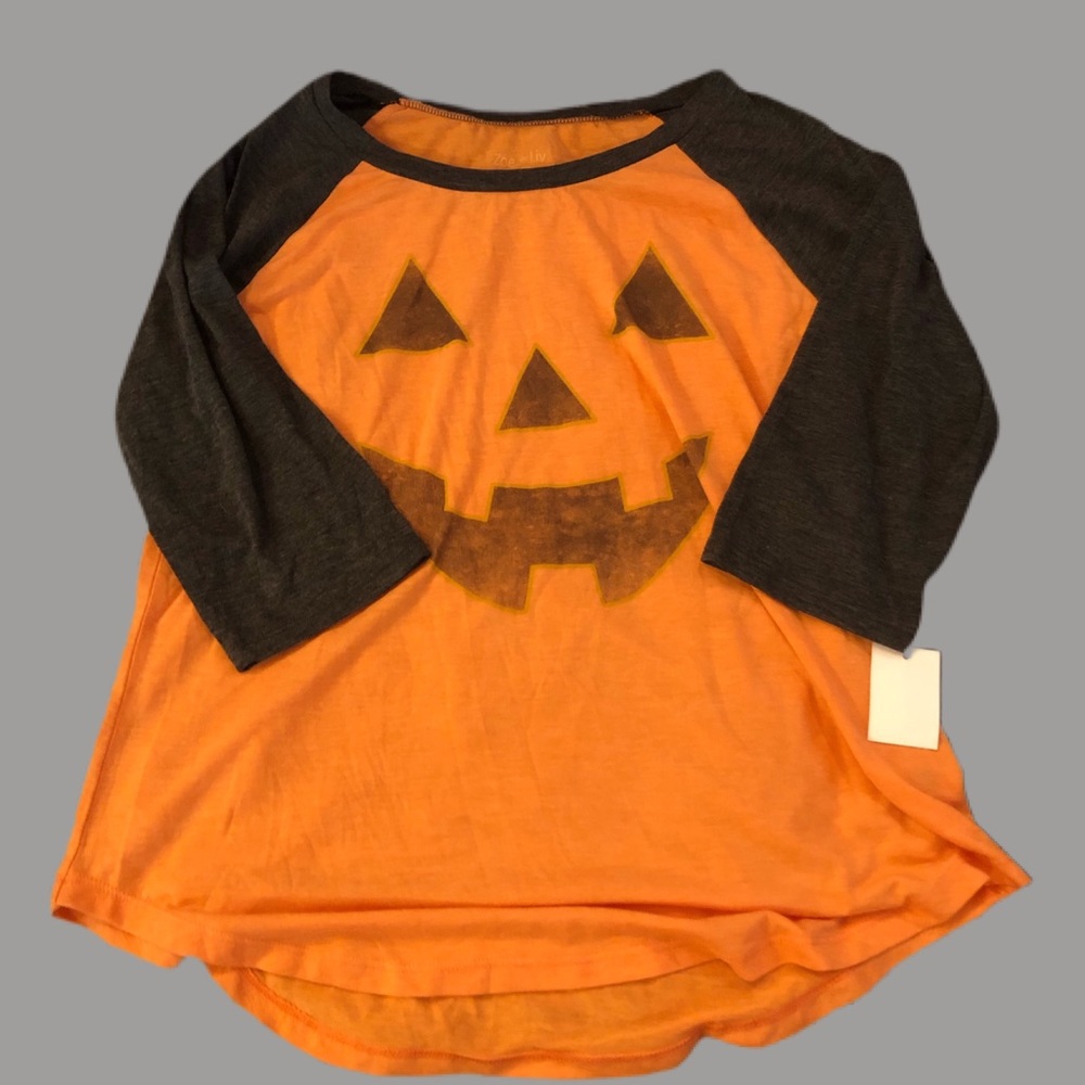Zoe + lliv xl mid Halloween pumpkin face shirt top